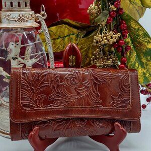 Women's Leather RFID Blocking Trifold Wallet with Embossed Design